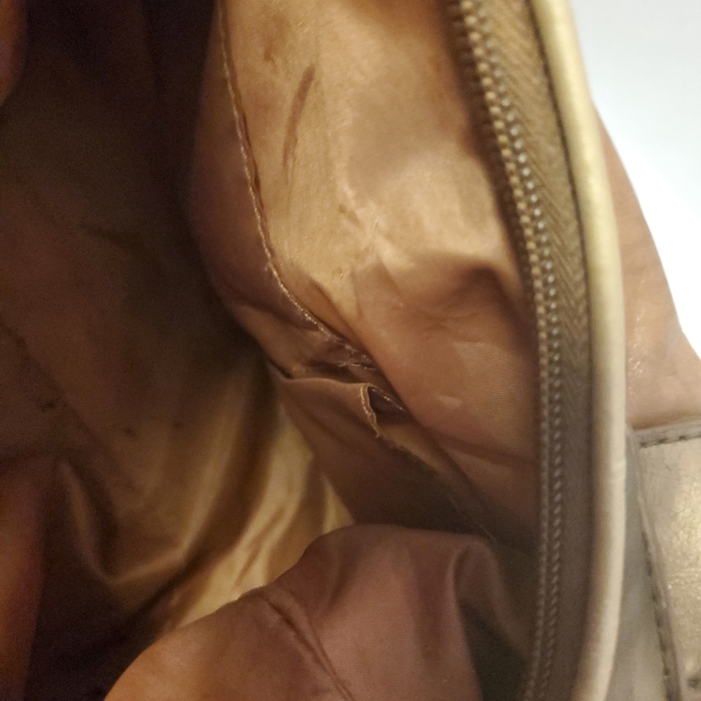 Copper Shoulderbag By Fubu The Collection - Picture 9 of 10